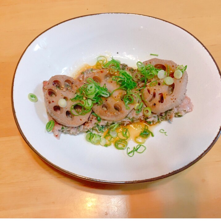 豚ミンチとレンコンの青じそドレッシング焼き✰